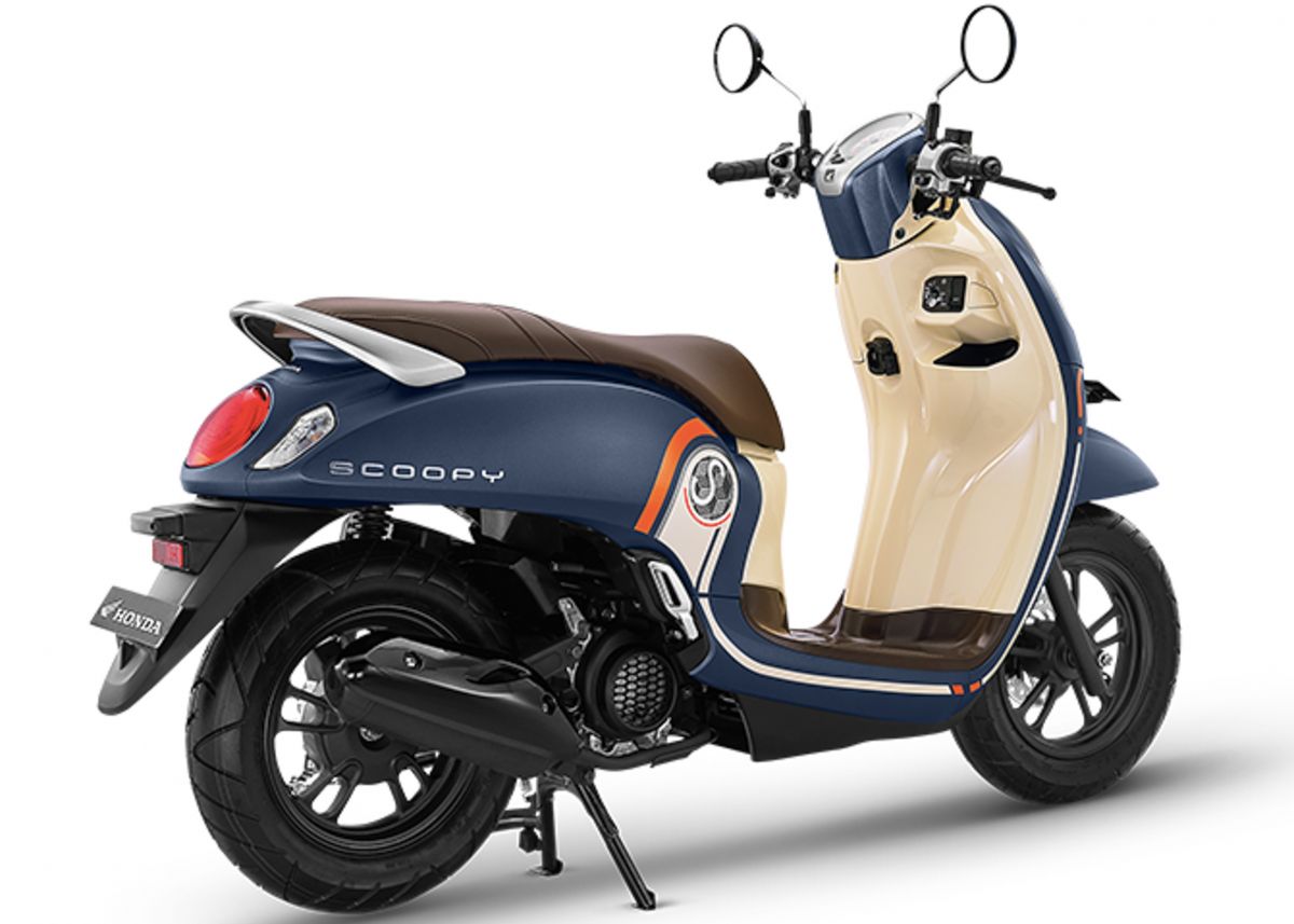 Scoopy Thailand Vs Indonesia / Mengintip warna Honda Scoopy versi 2020 ...